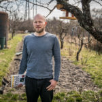 Samuel Kováčik: Zbožňujem Zeměplochu. Aj keď sa to nezdá, Pratchettove knihy majú vedecký nádych
